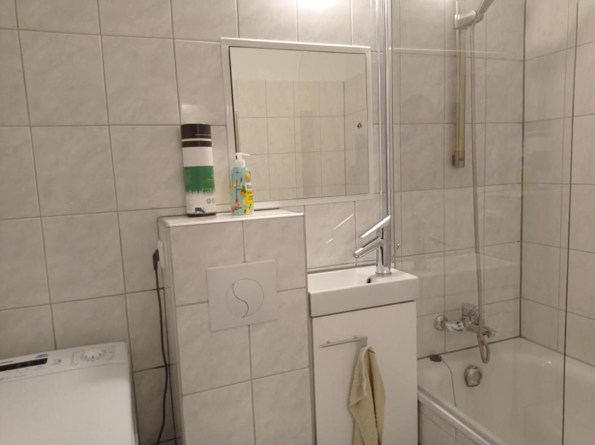 Ferienwohnung Fuer 1-3 Personen In Berlin, Naehe U Friedrichsfelde Dış mekan fotoğraf